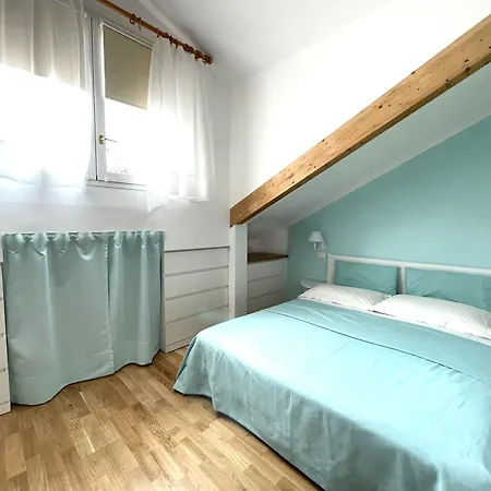 Mansarda Con Terrazzo Centralissima Appartement Milaan