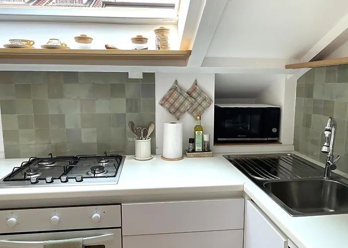 Mansarda Con Terrazzo Centralissima Daire Milano